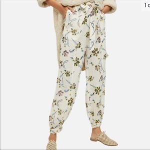 Free People in the midnight hour light cream floral cotton balloon pants
